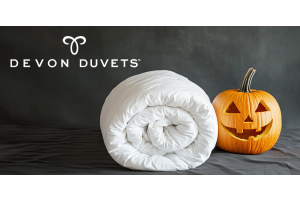 Cosy white wool duvet and Halloween pumpkin – Devon Duvets Halloween promotion